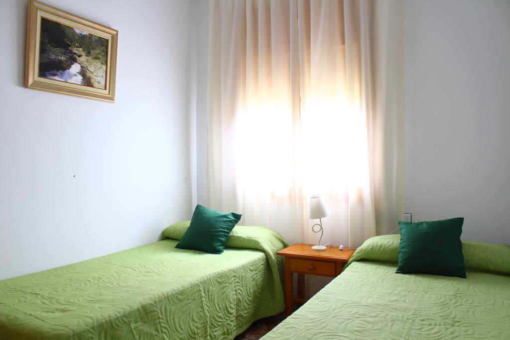 Residencial Los Robles アロヨ・フリオ 部屋 写真