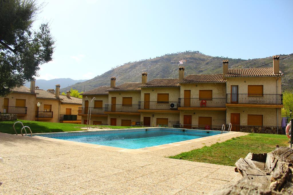 Residencial Los Robles アロヨ・フリオ エクステリア 写真